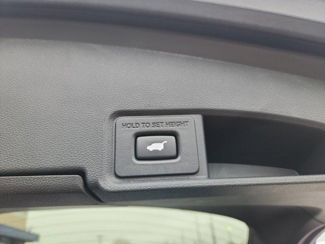 used 2021 Acura RDX car, priced at $28,992