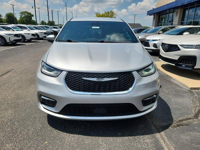 used 2023 Chrysler Pacifica car, priced at $22,275