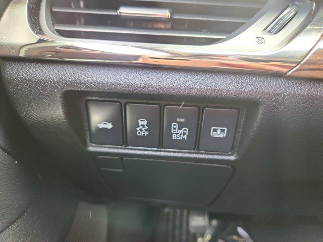 used 2013 Toyota Avalon Hybrid car, priced at $8,999