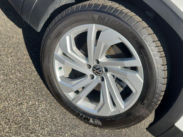 used 2021 Volkswagen Atlas car, priced at $22,627