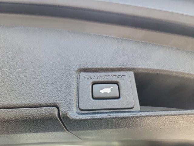 used 2022 Acura RDX car, priced at $39,958