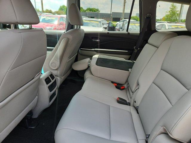 used 2022 Honda Pilot car, priced at $34,220