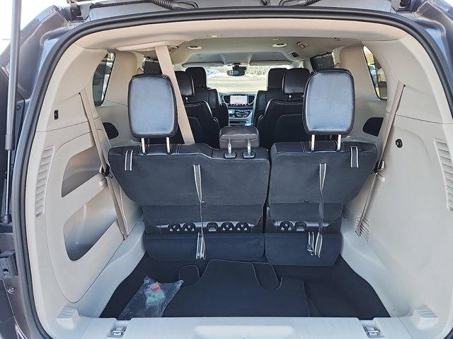 used 2022 Chrysler Pacifica car, priced at $22,618