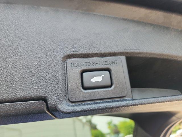 used 2025 Acura RDX car, priced at $46,406
