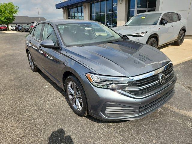 used 2024 Volkswagen Jetta car, priced at $20,567
