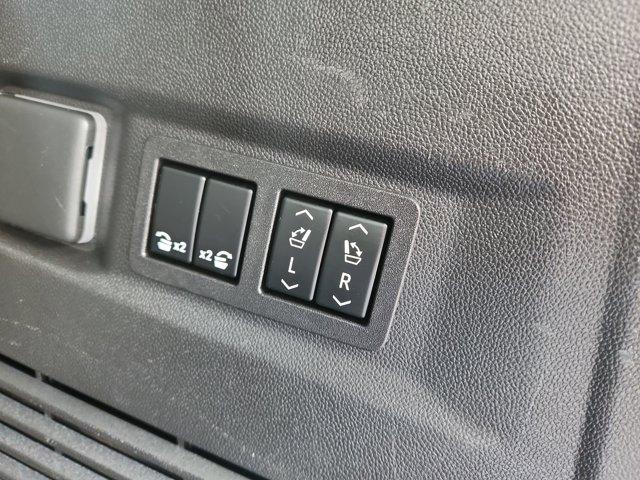 used 2022 GMC Yukon car, priced at $59,606
