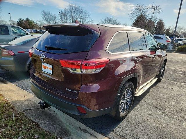 used 2018 Toyota Highlander car, priced at $24,553