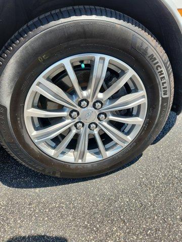 used 2018 Cadillac XT5 car, priced at $16,229