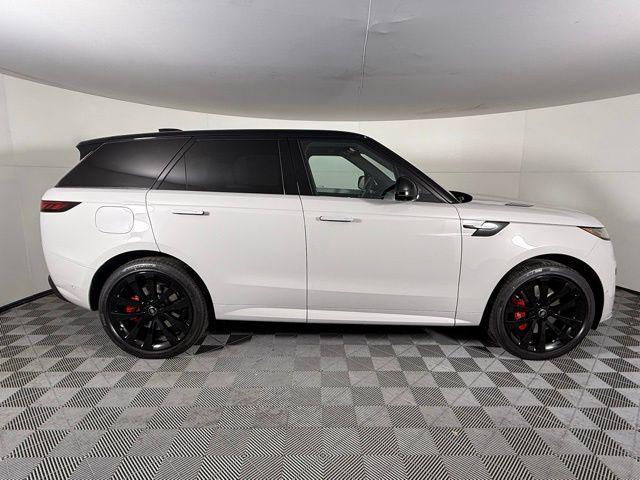 new 2025 Land Rover Range Rover Sport car