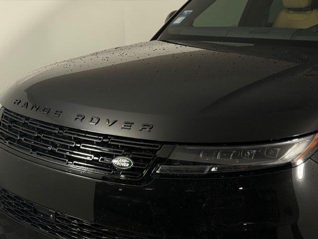 new 2025 Land Rover Range Rover Sport car
