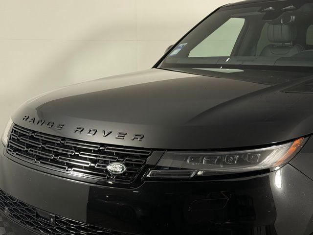 new 2025 Land Rover Range Rover Sport car, priced at $94,615