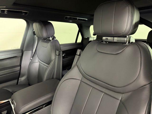 new 2025 Land Rover Range Rover Sport car