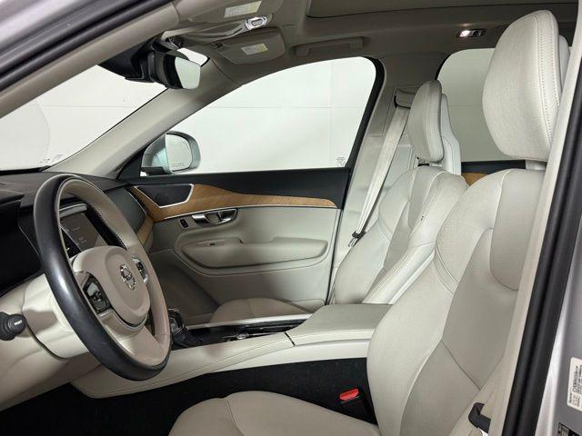 used 2022 Volvo XC90 car, priced at $33,900