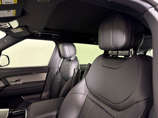 new 2025 Land Rover Range Rover Sport car