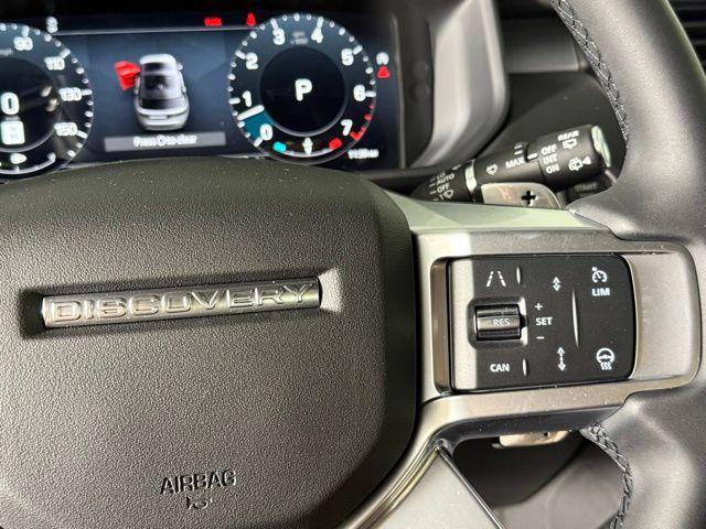new 2025 Land Rover Discovery car