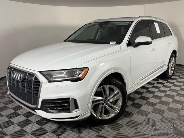 used 2020 Audi Q7 car, priced at $28,500