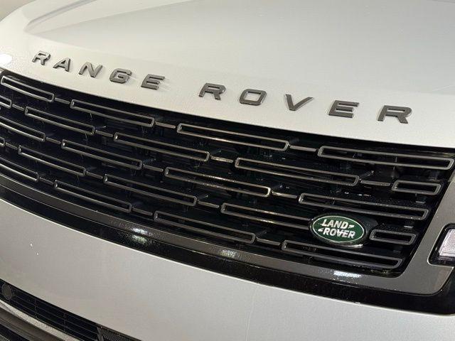 new 2025 Land Rover Range Rover car