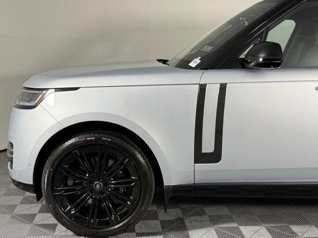 new 2025 Land Rover Range Rover car