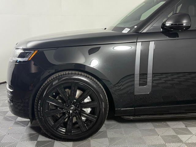 new 2025 Land Rover Range Rover car