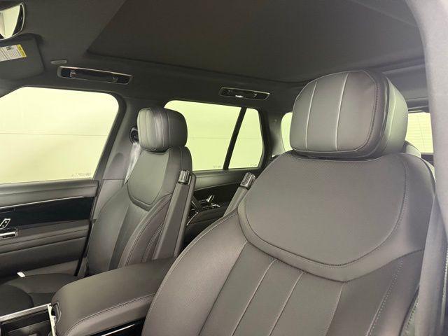 new 2025 Land Rover Range Rover car