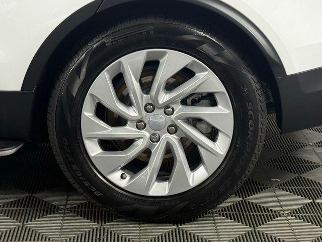 new 2025 Land Rover Discovery car, priced at $67,093
