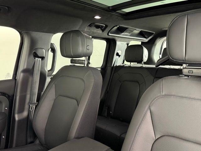 new 2025 Land Rover Defender car