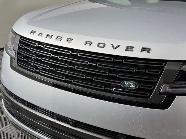 new 2025 Land Rover Range Rover car