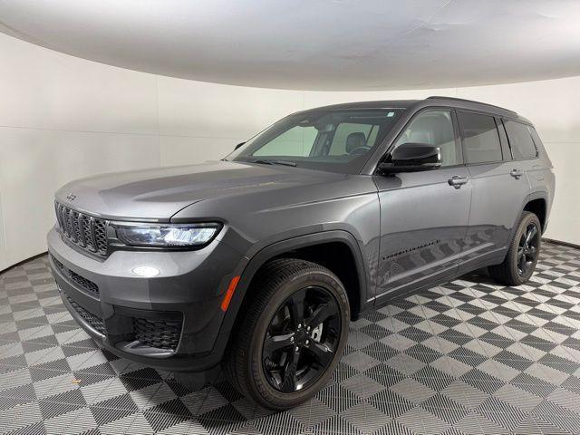 used 2022 Jeep Grand Cherokee L car, priced at $31,900