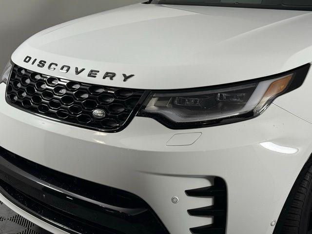 used 2024 Land Rover Discovery car, priced at $62,900