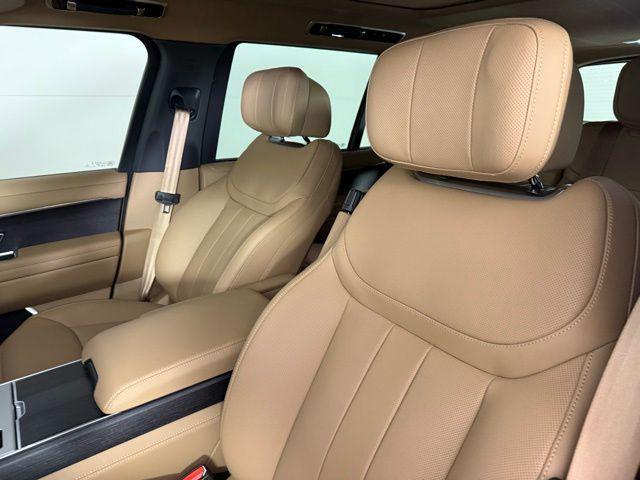 new 2025 Land Rover Range Rover car