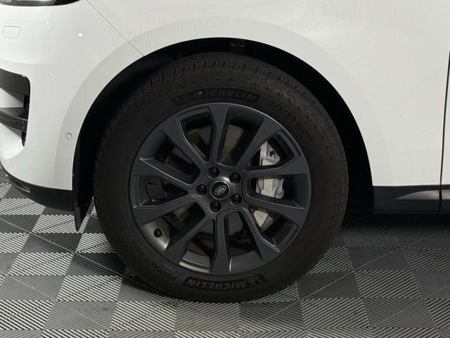 used 2024 Land Rover Range Rover Sport car, priced at $68,900