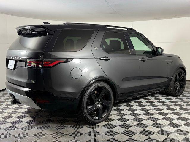 new 2025 Land Rover Discovery car, priced at $86,315