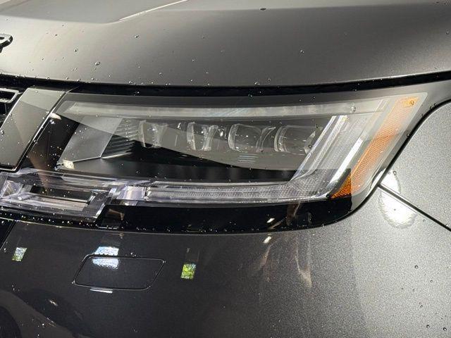 new 2025 Land Rover Range Rover car