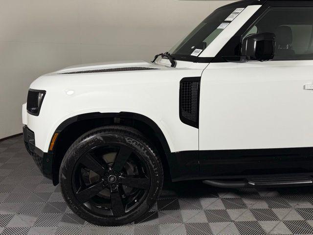 new 2025 Land Rover Defender car