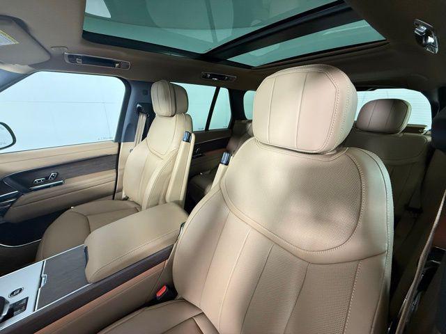 new 2025 Land Rover Range Rover car