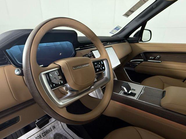 new 2025 Land Rover Range Rover car