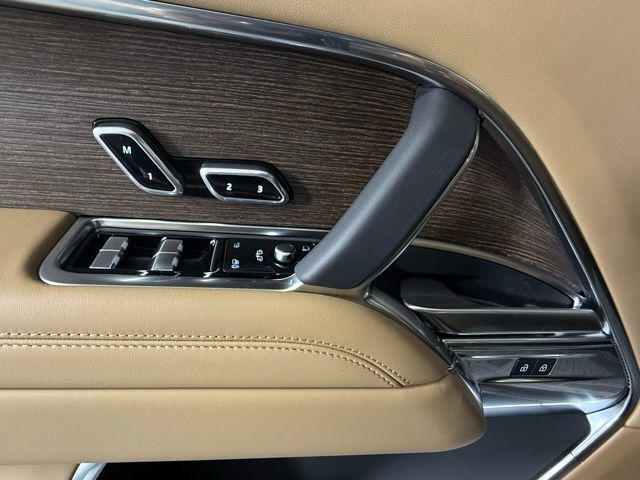 new 2025 Land Rover Range Rover car