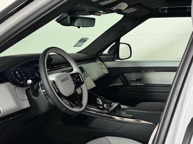 new 2025 Land Rover Range Rover Sport car