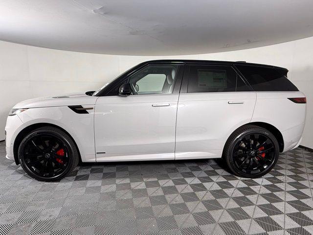 new 2025 Land Rover Range Rover Sport car