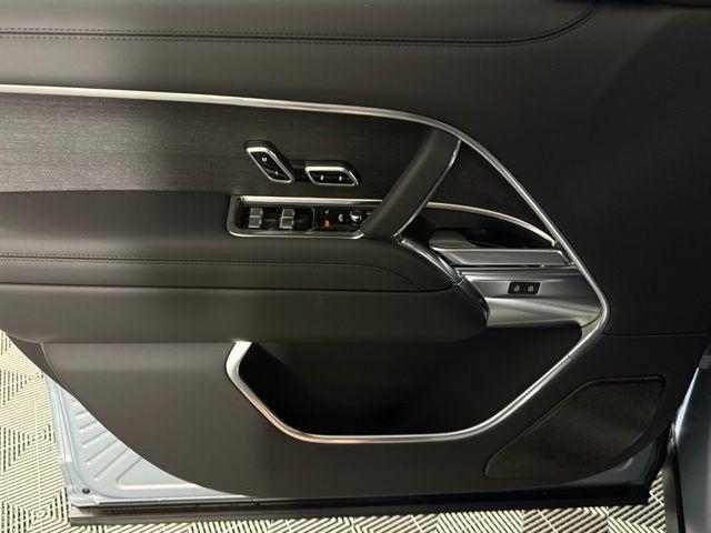 new 2025 Land Rover Range Rover car