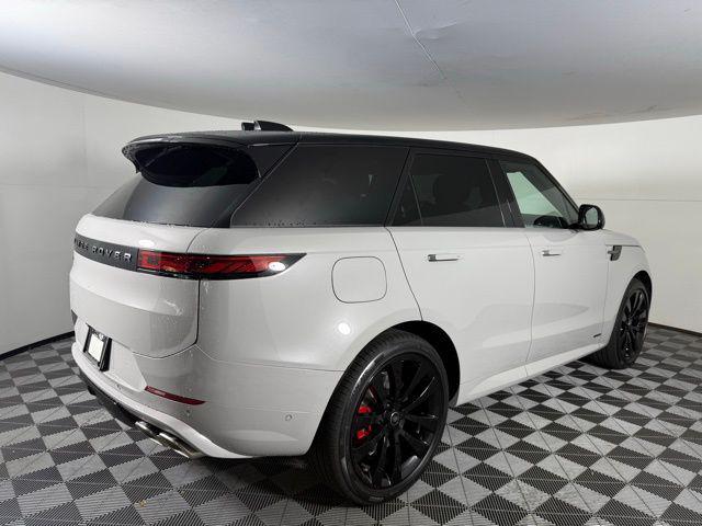 new 2025 Land Rover Range Rover Sport car
