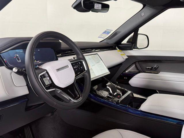 new 2025 Land Rover Range Rover Sport car
