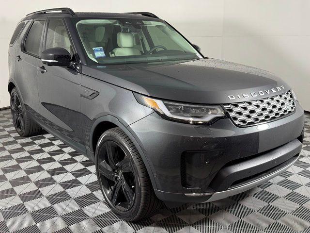 new 2025 Land Rover Discovery car, priced at $73,653
