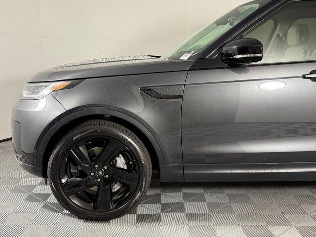 new 2025 Land Rover Discovery car, priced at $73,653
