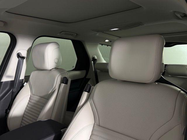 new 2025 Land Rover Discovery car, priced at $73,653