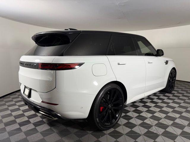 new 2025 Land Rover Range Rover Sport car, priced at $105,330