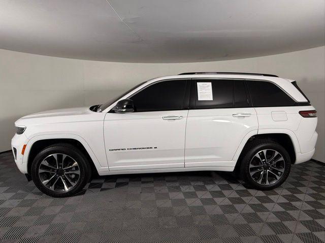 used 2023 Jeep Grand Cherokee car, priced at $35,900