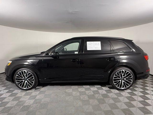 used 2025 Audi SQ7 car, priced at $88,500