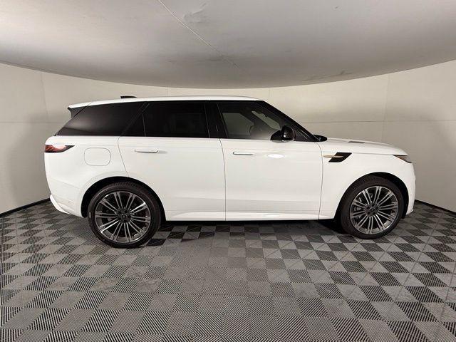 new 2025 Land Rover Range Rover Sport car, priced at $103,465