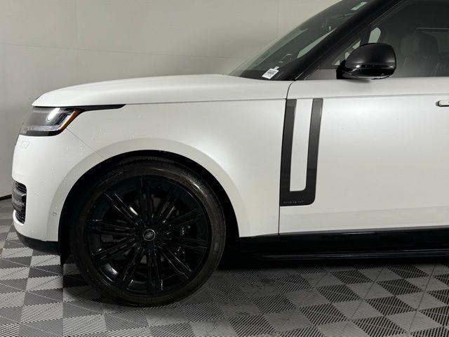 new 2025 Land Rover Range Rover car